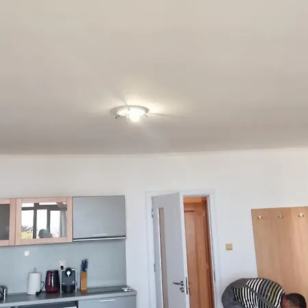 Luxsus Diamond 스베티 블라스